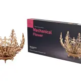 Drewniana pozytywka Mechanical Flower, model do samodzielnego złożenia, z misternymi detalami i figurkami.