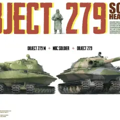 Dwa modele czołgu Object 279, jeden zielony z numerem 120, drugi w kamuflażu, obok żołnierza w kombinezonie NBC.