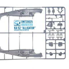 Model helikoptera szturmowego Kamov Ka-52 "Aligator" w skali 1:72 na ramkach.