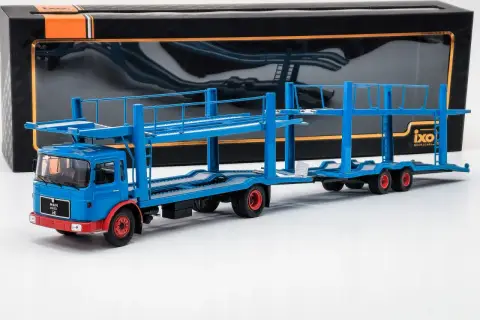 Niebieski, dwupoziomowy car carrier z czerwonymi detalami, gotowy do transportu modeli samochodów.