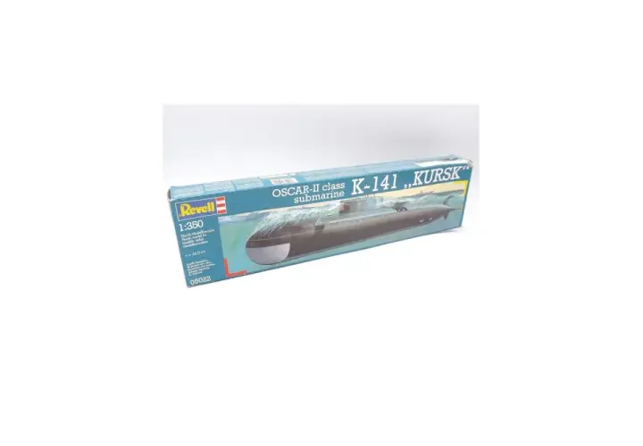 Pudełko z modelem okrętu podwodnego OSCAR-II class K-141 „Kursk” w skali 1:350 od Revell.