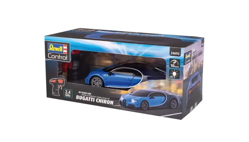 Niebieska zabawka Bugatti Chiron na opakowaniu Revell Control z pilotem.