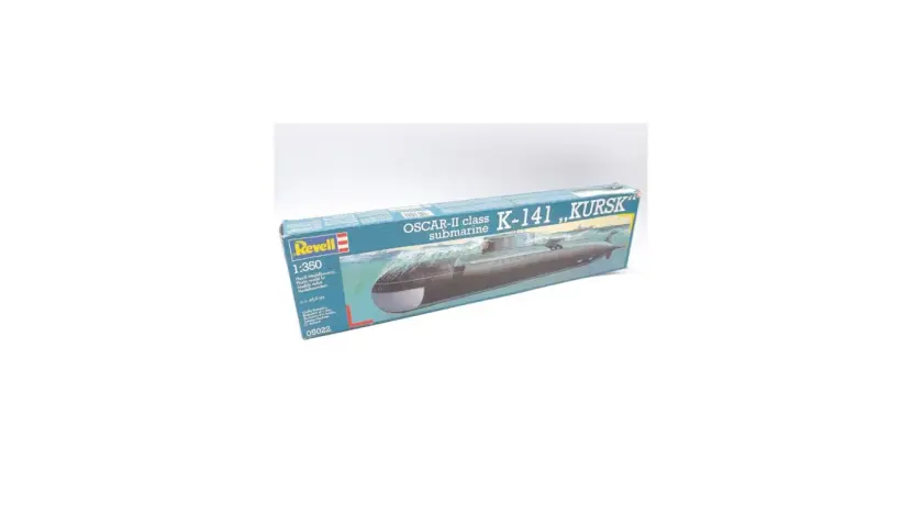 Pudełko z modelem okrętu podwodnego OSCAR-II class K-141 „Kursk” w skali 1:350 od Revell.