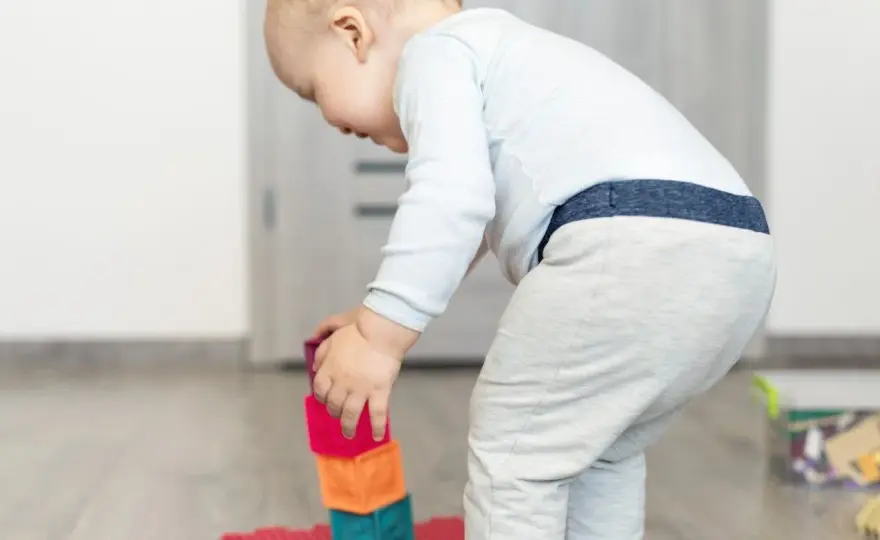Klocki ceramiczne dla dzieci - jak wybrać pierwszy zestaw?