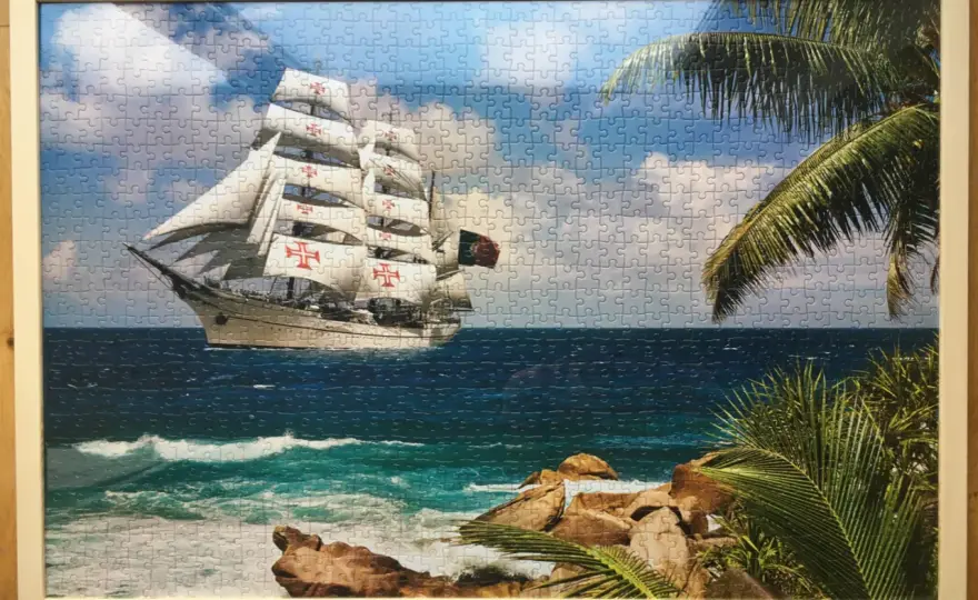 Puzzle na ścianie - jak je zabezpieczyć i oprawić?