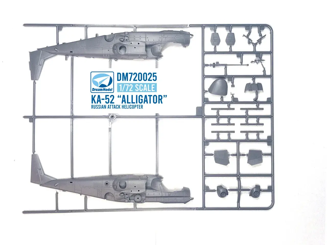 Model helikoptera szturmowego Kamov Ka-52 "Aligator" w skali 1:72 na ramkach.