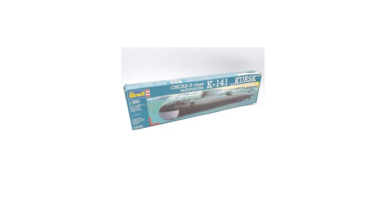 Pudełko z modelem okrętu podwodnego OSCAR-II class K-141 „Kursk” w skali 1:350 od Revell.