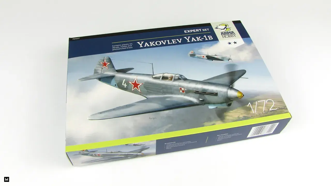 Model samolotu Yakovlev Yak-1B w skali 1/72. Zestaw zawiera plastikowy model, kalkomanie i elementy fototrawione.